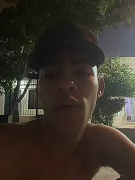 Snapshot of Antonelo_blake chatting on May 12, 2026, 11:44 pm Antonelo blake online show from May 12, 2026, 11:44 pm