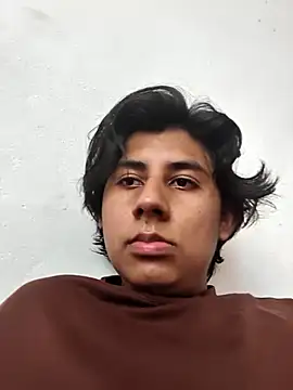 Snapshot of Ericef chatting on May 4, 2026, 8:44 pm Ericef online show from May 4, 2026, 8:44 pm