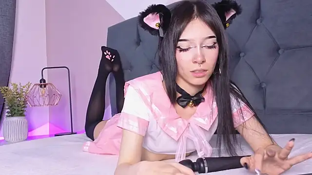 sweet kitty 4 online show from June 25, 2026, 8:03 pm