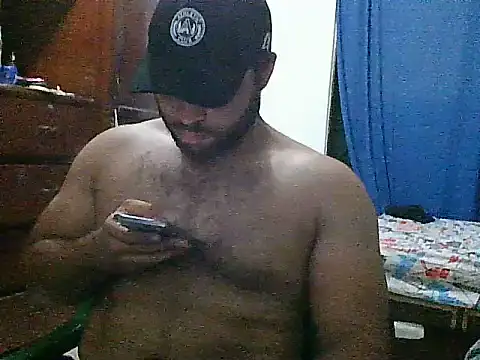 Snapshot of Bearmachin chatting on June 23, 2026, 4:10 am Bearmachin online show from June 23, 2026, 4:10 am