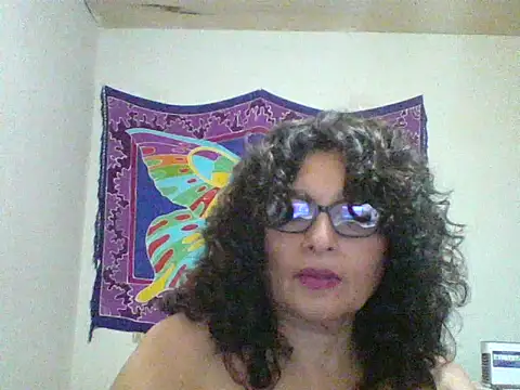 Snapshot of Rochi51 chatting on May 18, 2026, 10:36 pm Rochi51 online show from May 18, 2026, 10:36 pm