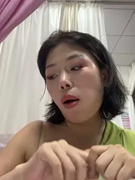 Snapshot of milkwine chatting on May 21, 2026, 4:15 pm milkwine online show from May 21, 2026, 4:15 pm