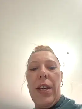 Snapshot of lickybaby26 chatting on May 15, 2026, 2:15 pm lickybaby26 online show from May 15, 2026, 2:15 pm