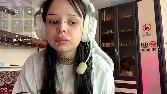Snapshot of Willow_Jess chatting on May 14, 2026, 10:01 am Willow Jess online show from May 14, 2026, 10:01 am