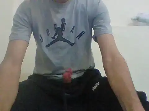 Snapshot of aminwahch chatting on May 3, 2026, 12:53 pm aminwahch online show from May 3, 2026, 12:53 pm