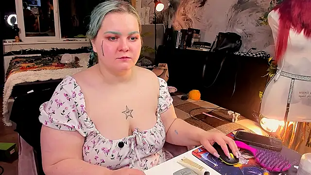 Amelia Skyee online show from July 24, 2026, 8:49 pm