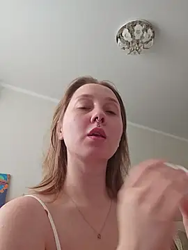 ooopsitscandy online show from June 14, 2026, 2:51 pm