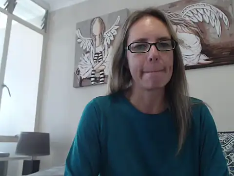 Snapshot of blondiesin50 chatting on May 8, 2026, 9:02 am blondiesin50 online show from May 8, 2026, 9:02 am