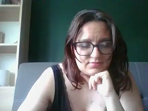 sensual paris online show from June 3, 2026, 5:30 am