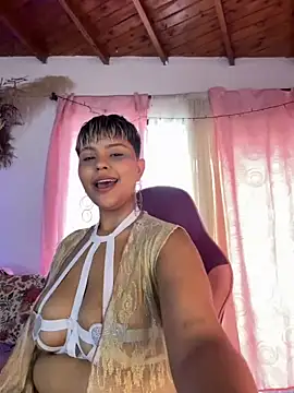 A CURVY HOT online show from May 10, 2026, 3:47 pm