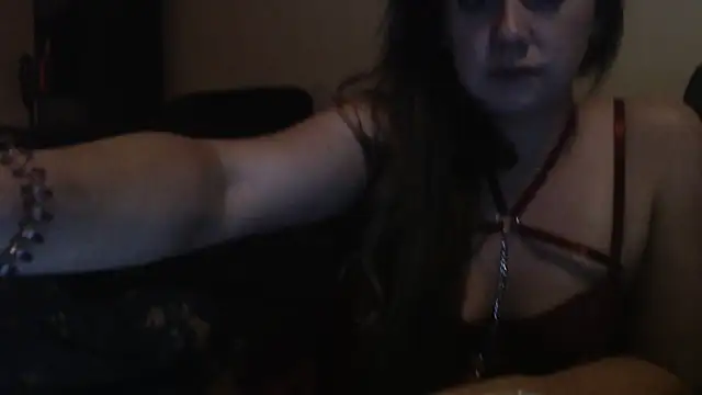 Snapshot of milfje35 chatting on May 30, 2026, 8:58 pm milfje35 online show from May 30, 2026, 8:58 pm