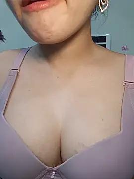 Snapshot of silkyhairs chatting on June 10, 2026, 5:30 am silkyhairs online show from June 10, 2026, 5:30 am