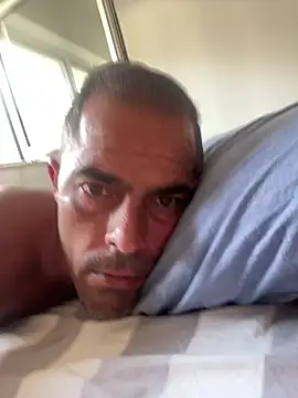 Riccardo86xx online show from June 26, 2026, 12:00 pm