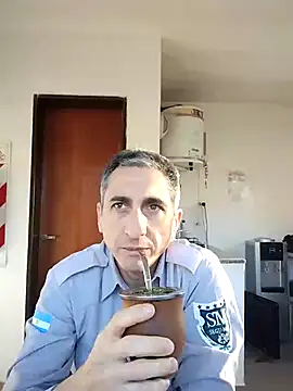 Snapshot of Alejandro83bsf chatting on July 2, 2026, 1:06 pm Alejandro83bsf online show from July 2, 2026, 1:06 pm