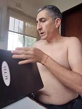 Snapshot of Alejandro83bsf chatting on July 12, 2026, 6:09 pm Alejandro83bsf online show from July 12, 2026, 6:09 pm