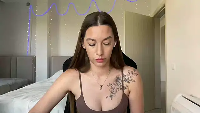 PrincesSsLilu online show from May 26, 2026, 12:14 pm