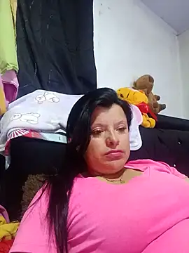 Snapshot of Samantha_Kieran chatting on June 16, 2026, 11:05 pm Samantha Kieran online show from June 16, 2026, 11:05 pm