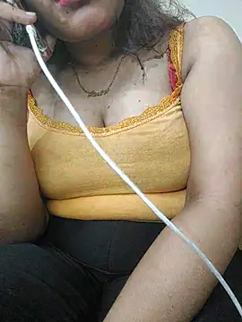 HD Queen 69 online show from July 19, 2026, 5:42 pm