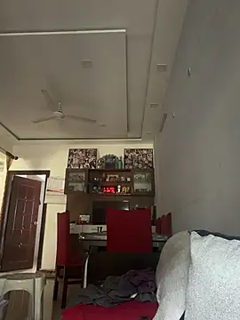 nilanfucks online show from June 6, 2026, 5:45 am