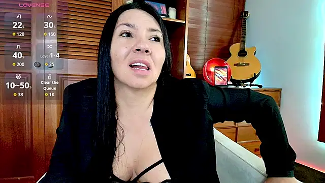 Snapshot of Taliapeach chatting on May 6, 2026, 9:02 am Taliapeach online show from May 6, 2026, 9:02 am