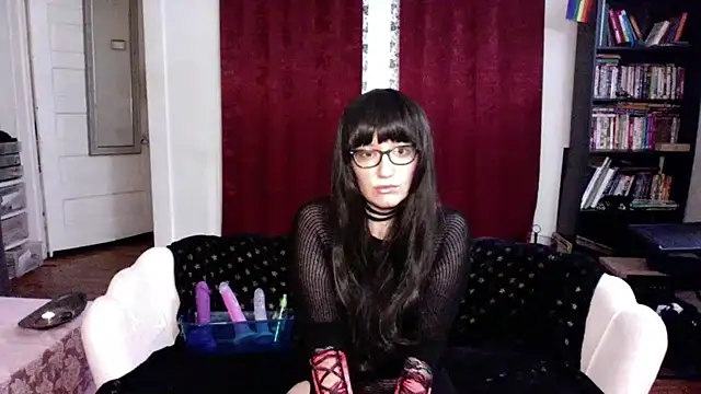 AnnywnBelle online show from July 11, 2026, 12:22 am