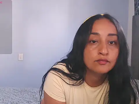 erotic lov online show from April 28, 2026, 8:24 pm