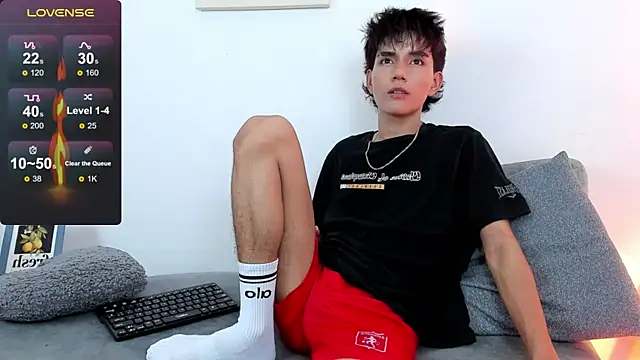 Snapshot of christopher_robin4 chatting on May 21, 2026, 8:06 pm christopher robin4 online show from May 21, 2026, 8:06 pm
