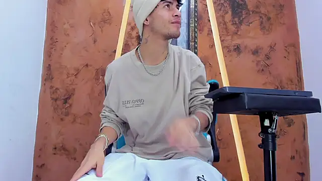 kroddy sw x online show from April 30, 2026, 1:07 pm