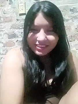 Estrellitadelmar online show from May 1, 2026, 1:43 am
