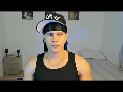 Snapshot of sant_wahlberg chatting on May 25, 2026, 11:36 pm sant wahlberg online show from May 25, 2026, 11:36 pm