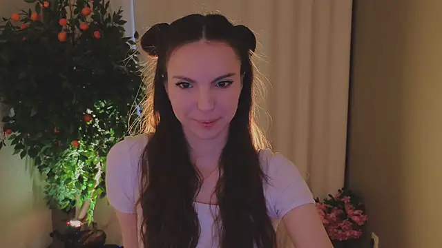 Snapshot of Alice-Lidel chatting on June 7, 2026, 5:01 am Alice-Lidel online show from June 7, 2026, 5:01 am