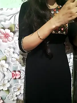 Snapshot of Your_khushi71 chatting on July 4, 2026, 5:50 pm Your khushi71 online show from July 4, 2026, 5:50 pm