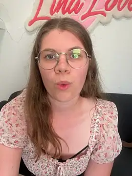 Snapshot of Lina-Love chatting on July 2, 2026, 6:03 pm Lina-Love online show from July 2, 2026, 6:03 pm