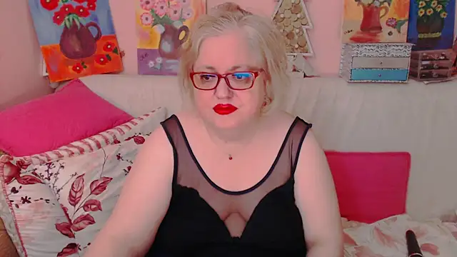 Snapshot of Maturelove_xxx chatting on May 13, 2026, 6:48 pm Maturelove xxx online show from May 13, 2026, 6:48 pm