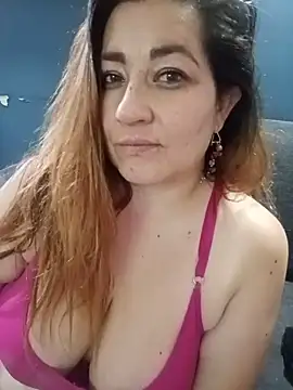 Snapshot of Morchis_esmeralda chatting on May 22, 2026, 6:22 am Morchis esmeralda online show from May 22, 2026, 6:22 am
