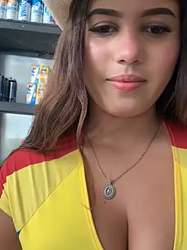 Zoe rousse01 online show from June 24, 2026, 9:01 pm