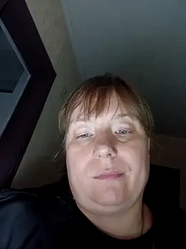 MikkiLove777 online show from May 2, 2026, 12:38 am