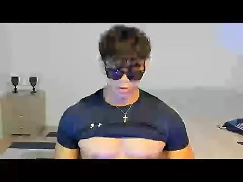 Snapshot of noahprada chatting on May 16, 2026, 3:49 am noahprada online show from May 16, 2026, 3:49 am