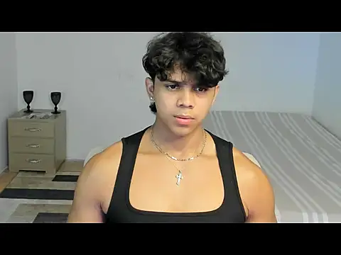 Snapshot of noahprada chatting on May 12, 2026, 6:21 am noahprada online show from May 12, 2026, 6:21 am