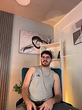 DomBoy  online show from June 19, 2026, 7:52 pm