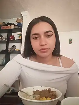 Snapshot of Sky__19 chatting on July 10, 2026, 5:57 pm Sky 19 online show from July 10, 2026, 5:57 pm