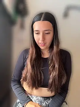 Alix Rousses20 online show from April 29, 2026, 5:30 pm