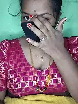 Snapshot of tamil_butterfly chatting on June 16, 2026, 5:57 pm tamil butterfly online show from June 16, 2026, 5:57 pm