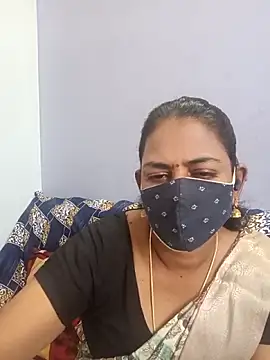 Snapshot of cathrine92 chatting on June 5, 2026, 7:03 am cathrine92 online show from June 5, 2026, 7:03 am