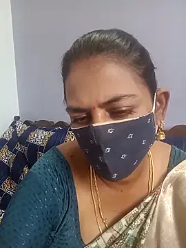 Snapshot of cathrine92 chatting on June 2, 2026, 6:13 am cathrine92 online show from June 2, 2026, 6:13 am