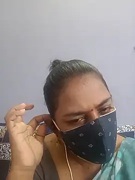 Snapshot of cathrine92 chatting on June 4, 2026, 6:40 am cathrine92 online show from June 4, 2026, 6:40 am