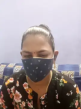 Snapshot of cathrine92 chatting on June 15, 2026, 1:44 pm cathrine92 online show from June 15, 2026, 1:44 pm