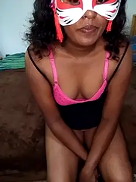 Kristeena- online show from May 4, 2026, 2:26 am