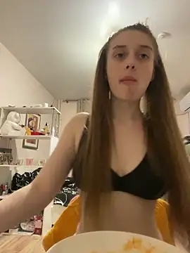 Snapshot of _SweetAnna_ chatting on May 11, 2026, 2:02 am SweetAnna online show from May 11, 2026, 2:02 am