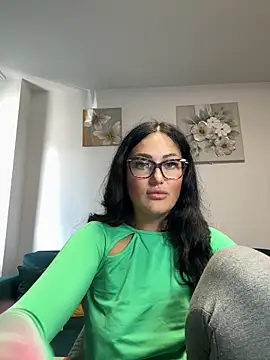 Snapshot of AnyEvyy chatting on May 29, 2026, 7:25 am AnyEvyy online show from May 29, 2026, 7:25 am